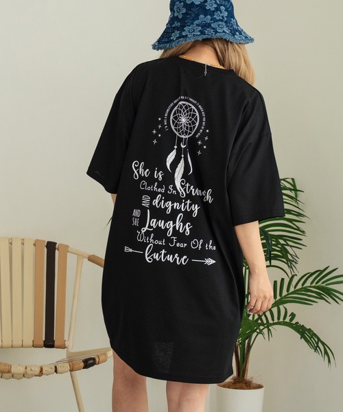 anap mimpi（アナップミンピ）の「BOHO Dream catcher メッセージ プリント ビッグ Tシャツ ワンピース（ワンピース・レディース・キナリ/ブラック・FREE）」の2枚目の写真