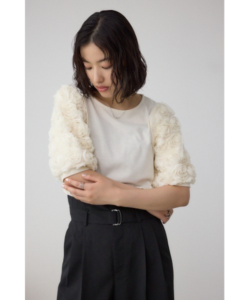 AZUL by moussy(アズールバイマウジー)の「ソデチュールトップス(Tシャツ/カットソー・レディース・ライトブルー/ブラック/オフホワイト・FREE)」の5枚目の写真