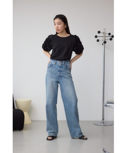 AZUL by moussy(アズールバイマウジー)の「ソデチュールトップス(Tシャツ/カットソー・レディース・ライトブルー/ブラック/オフホワイト・FREE)」の14枚目の写真