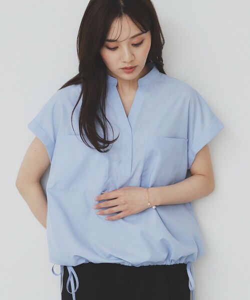 index(インデックス)の「ダブルポケットスキッパーシャツ【洗濯機洗い可/イージーアイロン】(シャツ/ブラウス・レディース・カーキ/オフホワイト/ブルー系5/ネイビー・36/38/40/42)」の4枚目の写真