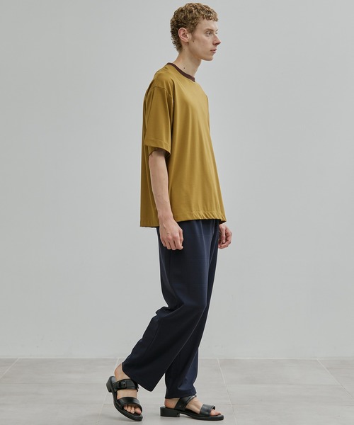 UNITED TOKYO(ユナイテッドトウキョウ)の「【残りわずか/ひんやり冷感】32G SOFT COOL リラックスTシャツ |接触冷感/軽量/伸縮性/夏服(Tシャツ/カットソー・メンズ・ブラウン/ホワイト/ブラック/ダークグレー/マスタード/カーキ/ライトグレー・1/2/3)」の20枚目の写真