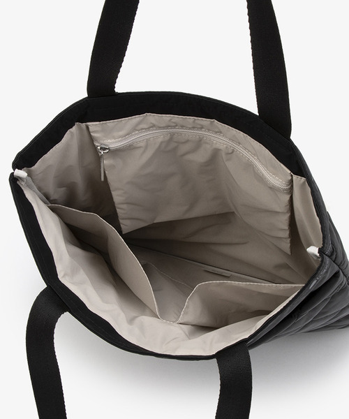 LeSportsac(レスポートサック)の「LG EMERALD TOTE W/ PEARLS ミッドナイトパール(トートバッグ・レディース・ブラック・FREE)」の6枚目の写真