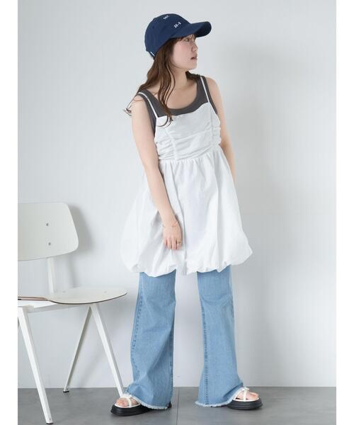 ehka sopo（エヘカソポ）の「フレアデニムパンツ（デニムパンツ・レディース・ブルー/サックスブルー/グレー・F）」の12枚目の写真