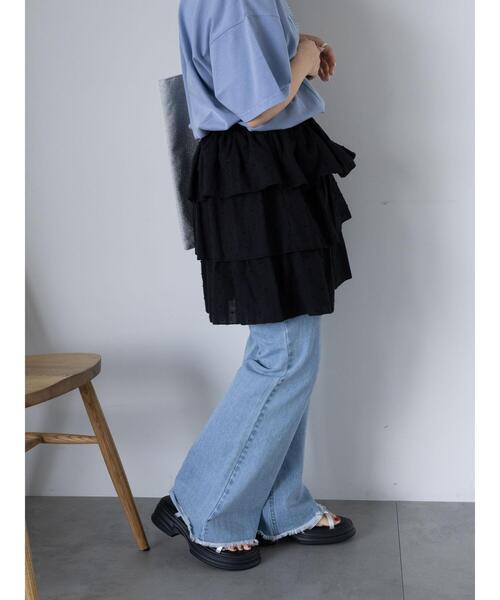 ehka sopo（エヘカソポ）の「フレアデニムパンツ（デニムパンツ・レディース・ブルー/サックスブルー/グレー・F）」の16枚目の写真