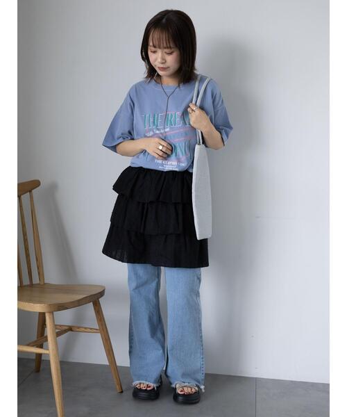 ehka sopo（エヘカソポ）の「フレアデニムパンツ（デニムパンツ・レディース・ブルー/サックスブルー/グレー・F）」の17枚目の写真