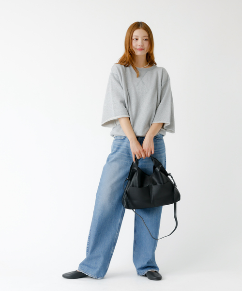 YArKA(ヤーカ)の「【YArKA/ヤーカ】real leather change shape 2way bag/ リアルレザー変形底2way バッグ / Y2502ARB68(ショルダーバッグ・メンズ・ブラック・フリー)」の2枚目の写真