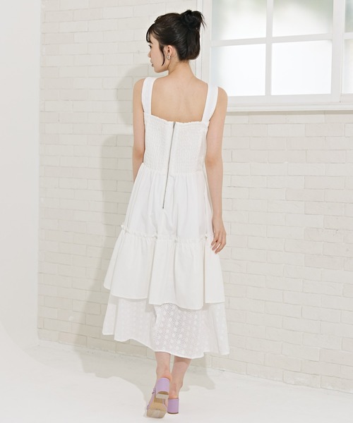 REDYAZEL（レディアゼル）の「コットンレースティアードワンピース（ワンピース・レディース・ホワイト/ベージュ/ブラック・FREE）」の5枚目の写真