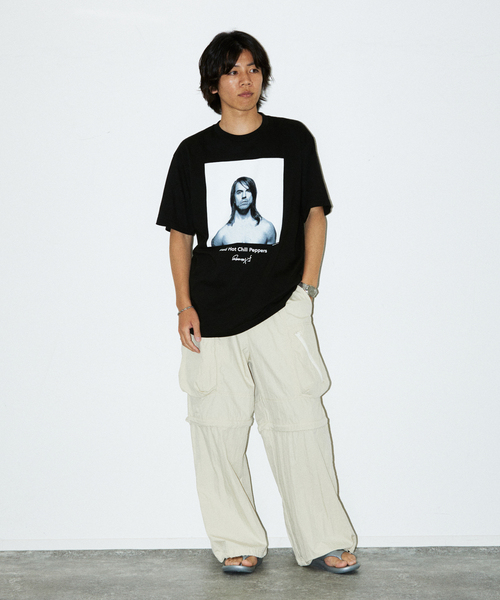 JOURNAL STANDARD(ジャーナルスタンダード)の「レッドホットチリペッパーズ by ロス・ハルフィン プリント Tシャツ(Tシャツ/カットソー・メンズ・ホワイト/ブラック/ライトホワイト/ブラック系その他/ホワイト系その他/ホワイト×ホワイト/ブラックミックス・MEDIUM/SMALL/X-LARGE/LARGE)」の13枚目の写真