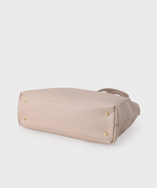 INDIVI（インディヴィ）の「【収納力◎／A4サイズ対応】シゴデキバッグ（トートバッグ・レディース・サンドベージュ/ブラック/チャコールグレー・00）」の21枚目の写真