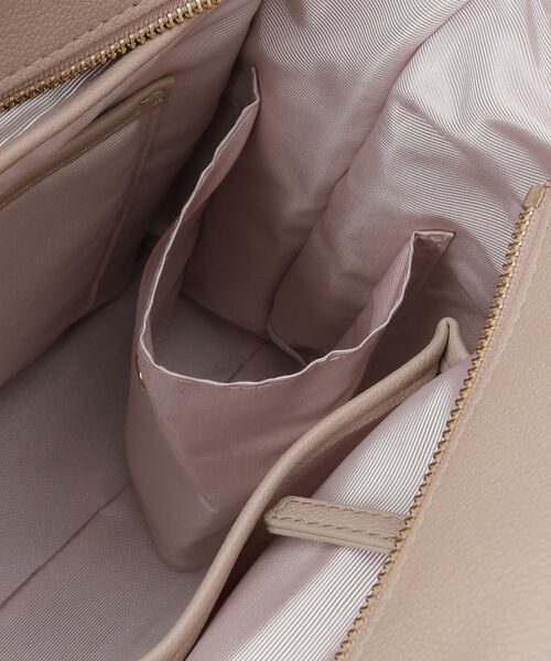 INDIVI（インディヴィ）の「【収納力◎／A4サイズ対応】シゴデキバッグ（トートバッグ・レディース・サンドベージュ/ブラック/チャコールグレー・00）」の14枚目の写真