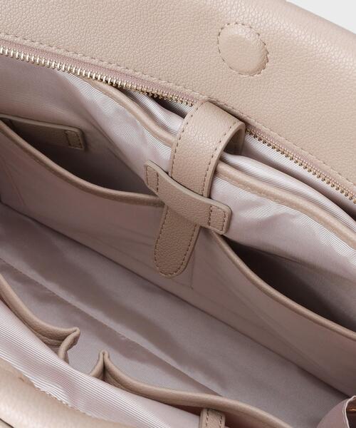 INDIVI（インディヴィ）の「【収納力◎／A4サイズ対応】シゴデキバッグ（トートバッグ・レディース・サンドベージュ/ブラック/チャコールグレー・00）」の13枚目の写真