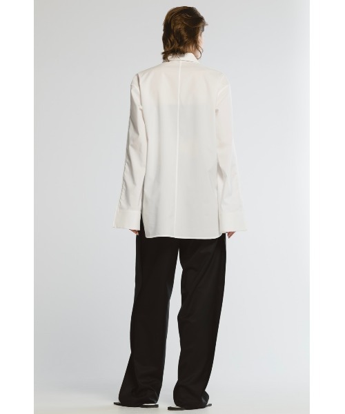 CINOH（チノ）の「SUPIMA C/PE/PU ZIP SLEEVE SHIRT（シャツ/ブラウス・レディース・ホワイト/ブラック/グレー・36/38）」の17枚目の写真