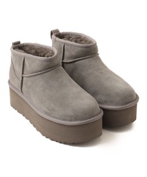 UGG（アグ）の「UGG W CLASSIC ULTRA MINI / アグ クラシック ウルトラ ミニ プラットフォーム（ブーツ）」