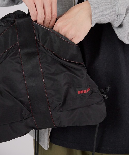 BRIEFING(ブリーフィング)の「BRIEFING/ブリーフィング TYPE Ⅱ FLIGHT SHOULDER ナップサック ショルダーバッグ 2026年 夏 夏服(ショルダーバッグ・メンズ・セージグリーン/ブラック/ネイビー・FREE)」の14枚目の写真