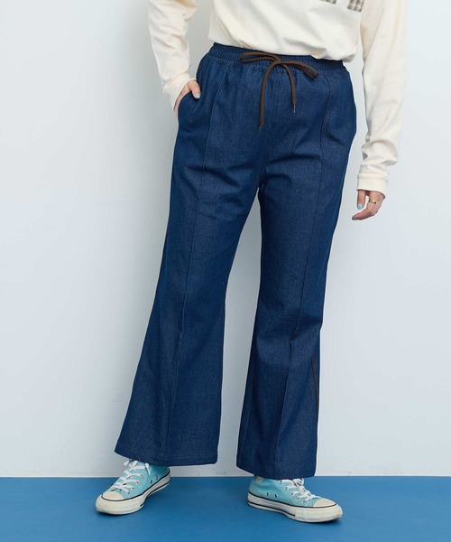 I am I in fact...（アイアムアイインファクト）の「DENIM ラインパンツ（デニムパンツ・レディース・サックスブルー/ネイビー・FREE）」の17枚目の写真