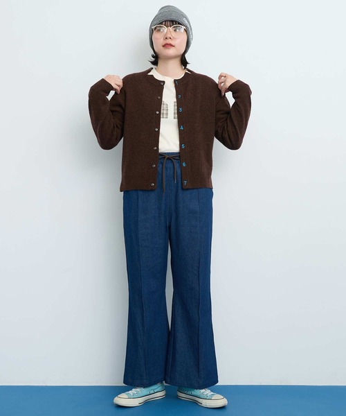 I am I in fact...（アイアムアイインファクト）の「DENIM ラインパンツ（デニムパンツ・レディース・サックスブルー/ネイビー・FREE）」の4枚目の写真