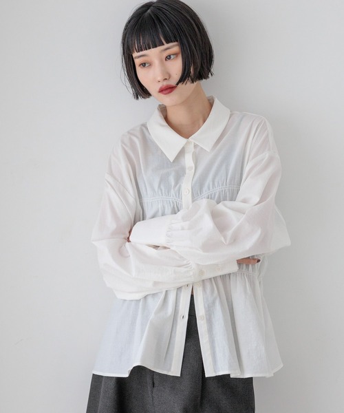 LOWRYS FARM(ローリーズファーム)の「シャーリングシャツLS 580593(シャツ/ブラウス・レディース・ブルー/ブラック/ホワイト・FREE)」の21枚目の写真