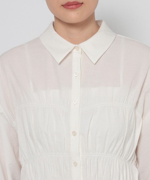 LOWRYS FARM(ローリーズファーム)の「シャーリングシャツLS 580593(シャツ/ブラウス・レディース・ブルー/ブラック/ホワイト・FREE)」の19枚目の写真
