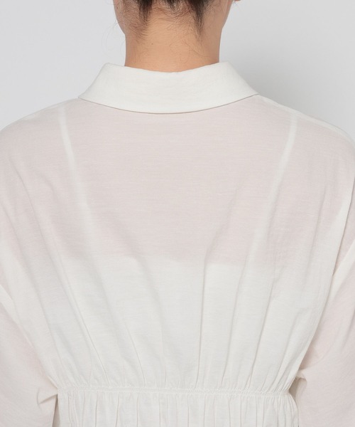 LOWRYS FARM(ローリーズファーム)の「シャーリングシャツLS 580593(シャツ/ブラウス・レディース・ブルー/ブラック/ホワイト・FREE)」の11枚目の写真