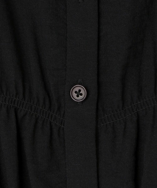 LOWRYS FARM(ローリーズファーム)の「シャーリングシャツLS 580593(シャツ/ブラウス・レディース・ブルー/ブラック/ホワイト・FREE)」の14枚目の写真