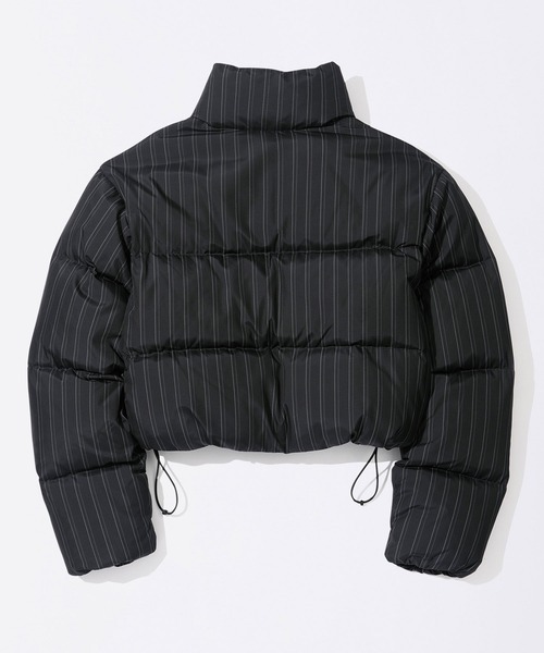 SCULPTOR(スカルプター)の「So Demure Cropped Puffer Down(ダウンジャケット/コート・レディース・アイボリー/ブラック・SMALL/X-SMALL/LARGE/MEDIUM)」の11枚目の写真