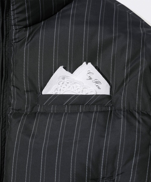 SCULPTOR(スカルプター)の「So Demure Cropped Puffer Down(ダウンジャケット/コート・レディース・アイボリー/ブラック・SMALL/X-SMALL/LARGE/MEDIUM)」の13枚目の写真