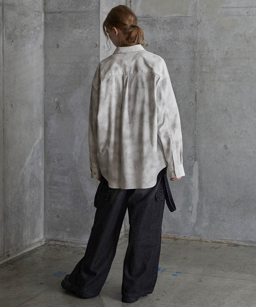 SERACE(セラス)の「【SERACE】Vintage design loose regular collar shirt / ヴィンテージデザインルーズレギュラーカラーシャツ(シャツ/ブラウス・メンズ・グレー/ホワイト/ブラック・L/M/S)」の4枚目の写真