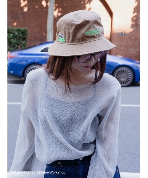NEW ERA（ニューエラ）の「【SESAME STREET MARKET | NEW ERAR】コラボレーション メッセージ バケットハット（ハット・レディース・ブラック/ベージュ・F）」の20枚目の写真