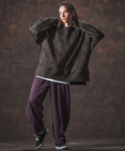 Jih Nunc(ジーヌンク)の「mlt5361-リーフ総柄ポンチ切り替えプルオーバー(JIH-R1134)(Tシャツ/カットソー・メンズ・ベージュ/チャコール・L/M/S)」の7枚目の写真