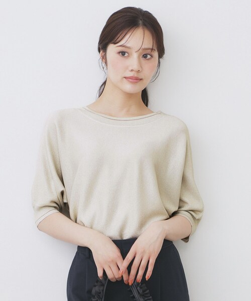 index(インデックス)の「《5色展開》前後2WAY ドルマンスリーブニット【UVケア/抗ピル/洗濯機洗い可】(ニット/セーター・レディース・ナチュラル/ゴールド/ネイビー/パープル/ライトブルー・42/40/38/36)」の7枚目の写真