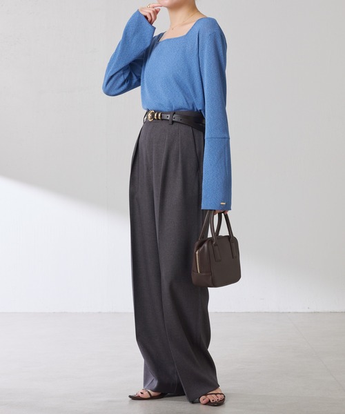 COLLAGE GALLARDAGALANTE(コラージュガリャルダガランテ)の「ラメリブスクエアロンT/WEB限定カラー展開(Tシャツ/カットソー・レディース・ブルー/オフホワイト/ブラウン/ブラック・FREE)」の11枚目の写真