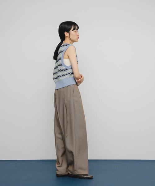 KBF（ケイビーエフ）の「シアージャガードニットベスト（ベスト・レディース・ブルー系その他/ベージュ系その他/グレー系その他・ONE）」の12枚目の写真