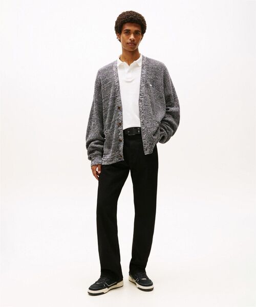 tommy jeans（トミー ジーンズ）の「リラックスバッジマルチツイストカーディガン（ニット/セーター・メンズ・ブラック/モスグリーン・SMALL/MEDIUM/LARGE/X-LARGE）」の4枚目の写真