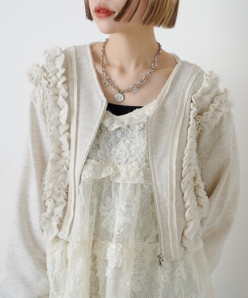 w closet（ダブルクローゼット）の「フリルWジップスウェット（パーカー・レディース・アイボリー/グレー/ネイビー/サックスブルー・FREE）」の2枚目の写真