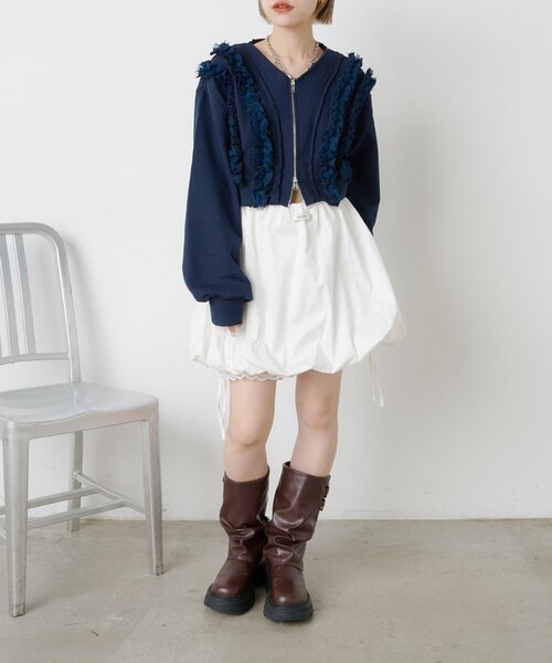 w closet（ダブルクローゼット）の「フリルWジップスウェット（パーカー・レディース・アイボリー/グレー/ネイビー/サックスブルー・FREE）」の15枚目の写真