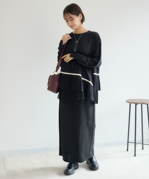 KATHARINE ROSS(キャサリンロス)の「【PILLINI/ピリーニ】プリーツヘムプルオーバー(Tシャツ/カットソー・レディース・オフホワイト/ブラック・MEDIUM)」の4枚目の写真