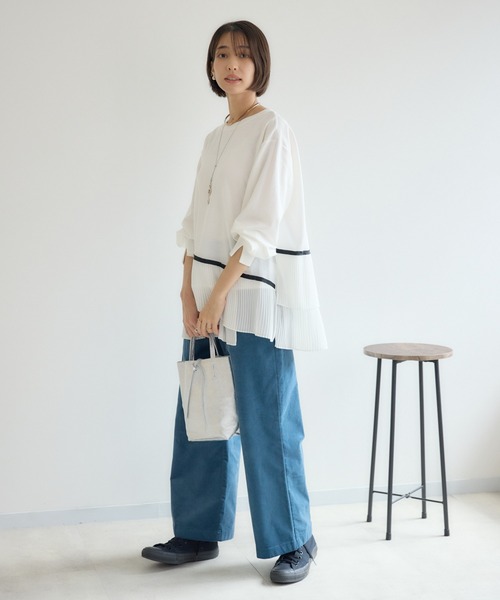 KATHARINE ROSS(キャサリンロス)の「【PILLINI/ピリーニ】プリーツヘムプルオーバー(Tシャツ/カットソー・レディース・オフホワイト/ブラック・MEDIUM)」の13枚目の写真