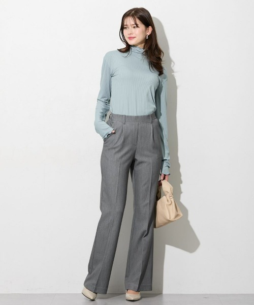 slattgir（スラットジール）の「高身長　細リブハイネックカットソートップス（トールサイズ）（Tシャツ/カットソー・レディース・イエロー/オフホワイト/ネイビー×ホワイト/ブラック/ライトグレー/ホワイト×ブラック/サックスブルー・T3L/T4L/T5L/TM/TL/TLL）」の8枚目の写真