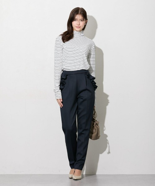 slattgir（スラットジール）の「高身長　細リブハイネックカットソートップス（トールサイズ）（Tシャツ/カットソー・レディース・イエロー/オフホワイト/ネイビー×ホワイト/ブラック/ライトグレー/ホワイト×ブラック/サックスブルー・T3L/T4L/T5L/TM/TL/TLL）」の17枚目の写真