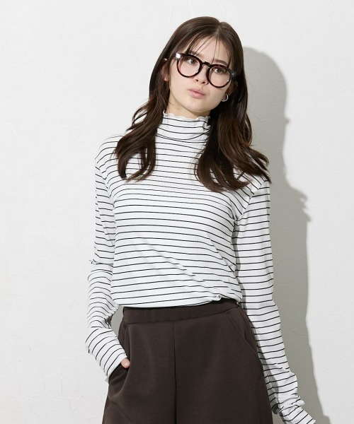 slattgir（スラットジール）の「高身長　細リブハイネックカットソートップス（トールサイズ）（Tシャツ/カットソー・レディース・イエロー/オフホワイト/ネイビー×ホワイト/ブラック/ライトグレー/ホワイト×ブラック/サックスブルー・T3L/T4L/T5L/TM/TL/TLL）」の19枚目の写真