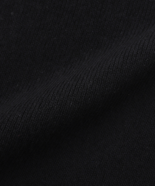 SEEALL(シーオール)の「SEEALL / シーオール DEEP V SWEATER YAK(ニット/セーター・メンズ・ブラック・FREE)」の6枚目の写真