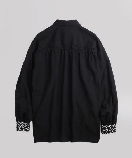 BALLAST ARK（バラストアーク）の「BALLAST ARK / バラストアーク：Embroidered Cuff Shirt：BA12-SH01[AST]（シャツ/ブラウス・メンズ・ブラック/ホワイト・M/L）」の5枚目の写真