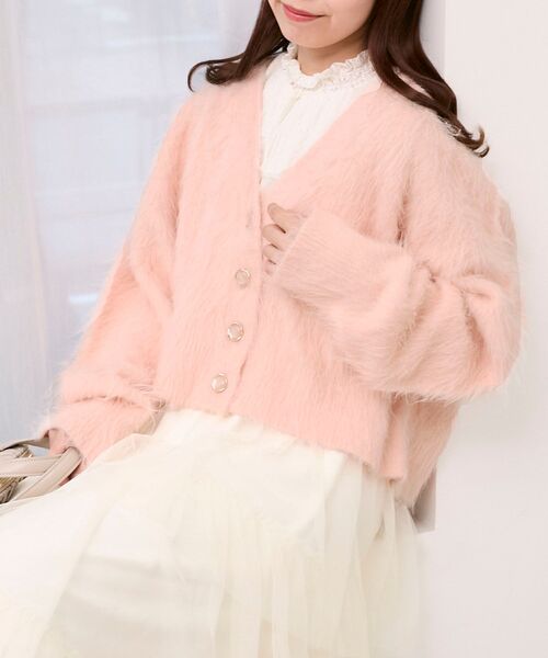 MAJESTIC LEGON（マジェスティックレゴン）の「ふわふわVネックショートカーデ（カーディガン/ボレロ・レディース・ピンク/ボルドー/アイボリー/チャコールグレー・MEDIUM）」の14枚目の写真