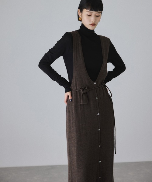 ADAM ET ROPE'(アダムエロペ)の「モヘアミックスUネックワンピースネックポーチセット(ワンピース・レディース・ダークブラウン/ホワイト・FREE)」の19枚目の写真