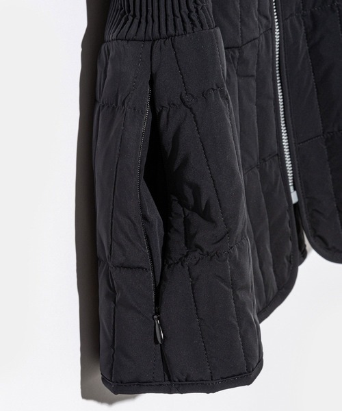 Mackage（マッカージュ）の「Mackage  FELICIA Mixed Media Jacket マッカージュ フェリカ ダウンジャケット（ダウンジャケット/コート・レディース・ブラック・MEDIUM/LARGE）」の13枚目の写真