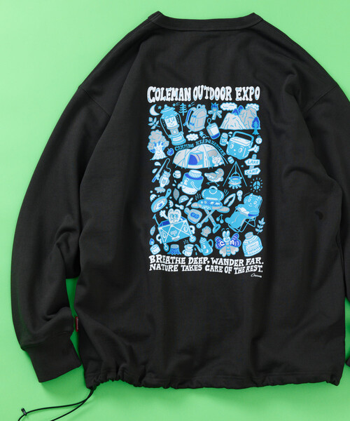 COLEMAN（コールマン）の「Coleman/コールマン Coleman×Chocomoo×FREAK'S STORE 別注 コールマン チョコムー outdoor expo ドローコード クルーネック スウェット（スウェット・メンズ・ライトグレー/チャコールグレー/ブルー・MEDIUM/LARGE）」の2枚目の写真