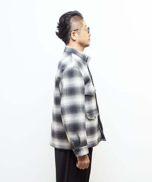 MEN'S MELROSE（メンズメルローズ）の「ウレタンボンディングクルーザージャケット | 防風（ブルゾン・メンズ・ネイビー/グレー・2/3/4）」の6枚目の写真