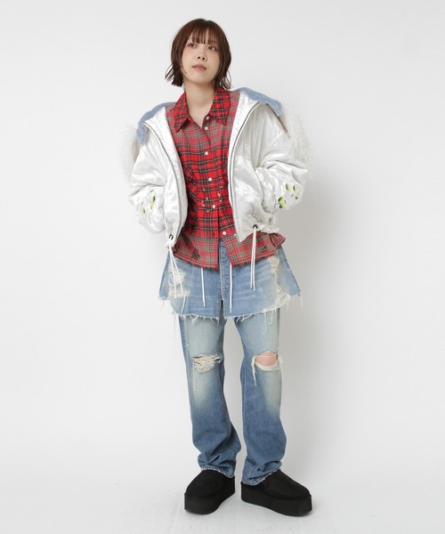 RNA(アールエヌエー)の「J2170 ベロアフードジャケット(ブルゾン・レディース・ピンク/オフホワイト/グレー・MEDIUM)」の6枚目の写真