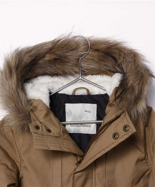 ikka(イッカ)の「フードボアモッズコート(モッズコート・キッズ・ベージュ/オリーブ・150cm/130cm/140cm/120cm)」の6枚目の写真