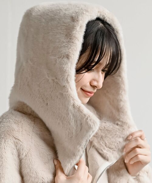 rps(アールピーエス)の「サイドドロストフェイクファージャケット(ブルゾン・レディース・グレイッシュベージュ/ベージュ系その他・フリー)」の14枚目の写真